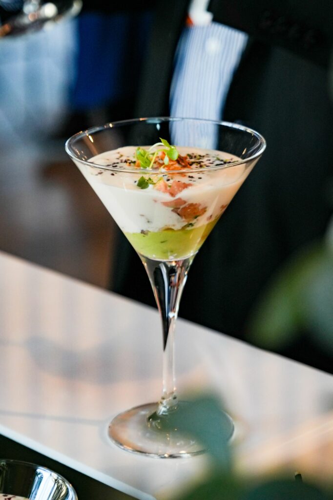 Verrine dressée dans une coupe à cocktail